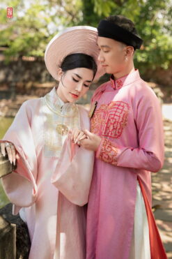 Yên Hồng Đại Hỷ - Tuyệt tác Cổ phục cưới Nhật Bình và Ngũ Thân cho ngày chung đôi