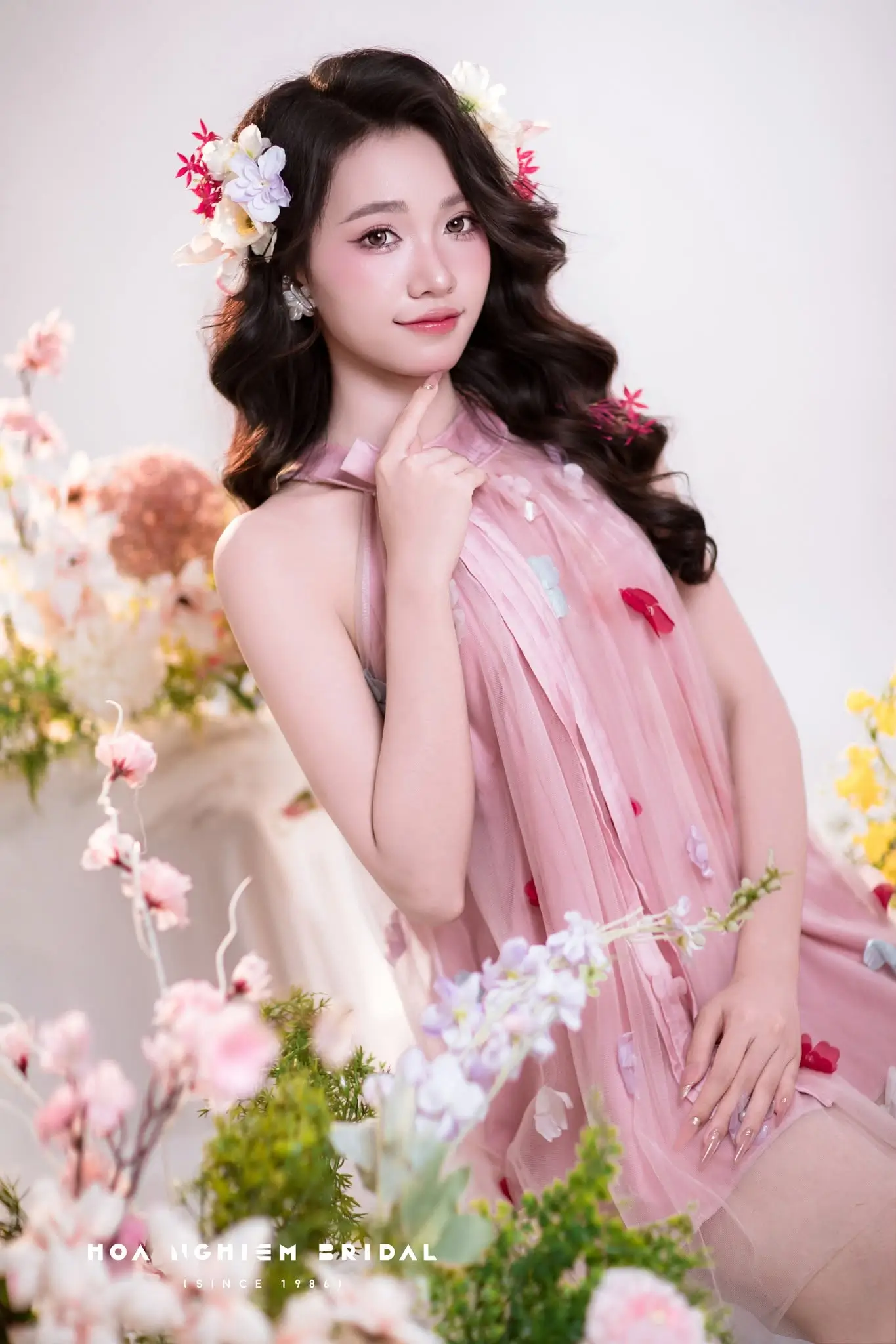 Chụp ảnh beauty concept hoa tươi - Vẻ đẹp mong manh, tinh khôi của nàng thơ