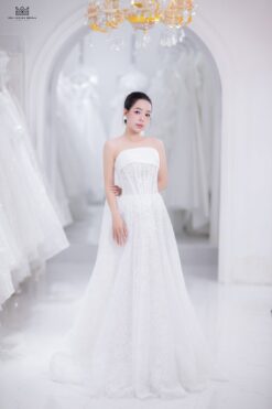 Váy cưới suông cúp ngực corset ren hoa 3D thanh lịch